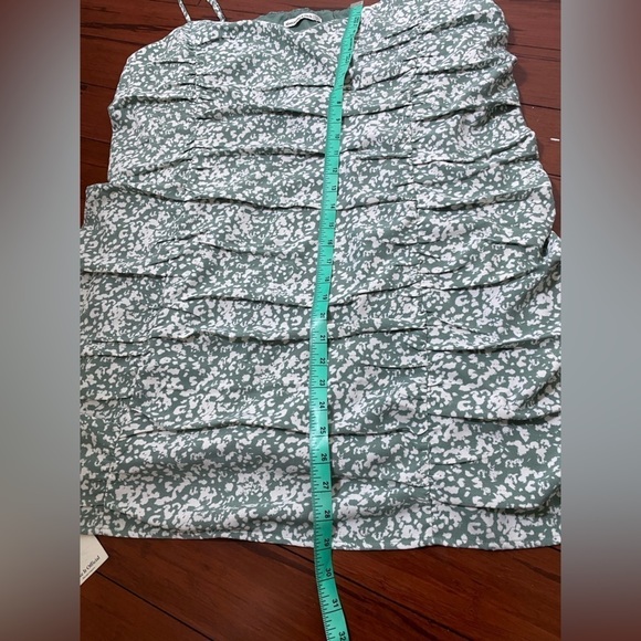 New Without Tags Abercrombie & Fitch Rouched Mini Dress in sage green print XXLT - Picture 7 of 7